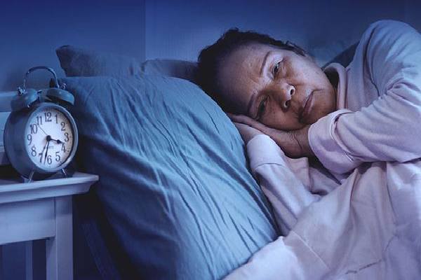 Thay đổi về giấc ngủ trong thời kỳ mãn kinh